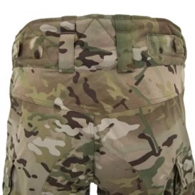 Carinthia Combat Bukser i farven MultiCam set detaljeret bagfra