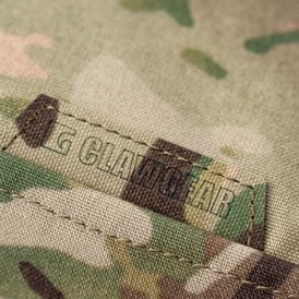 Clawgear Medium Horizontal Utility Pouch Zipped Core, MultiCam set med logo på forside