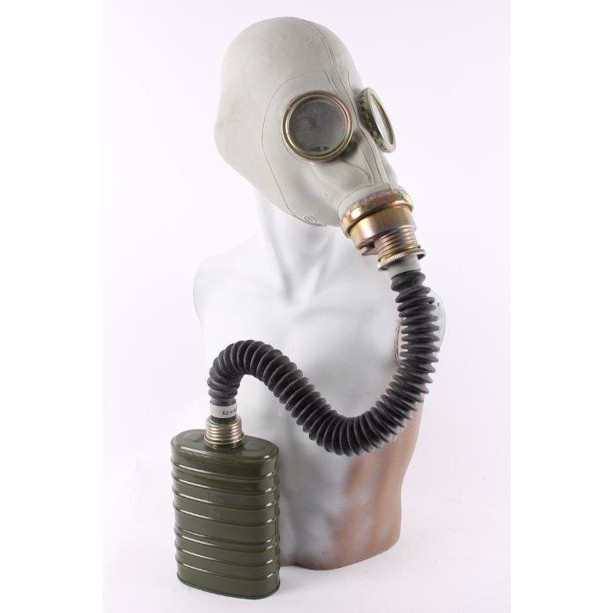 Gasmaske polsk med slange og filter - armyshop 417.dk.